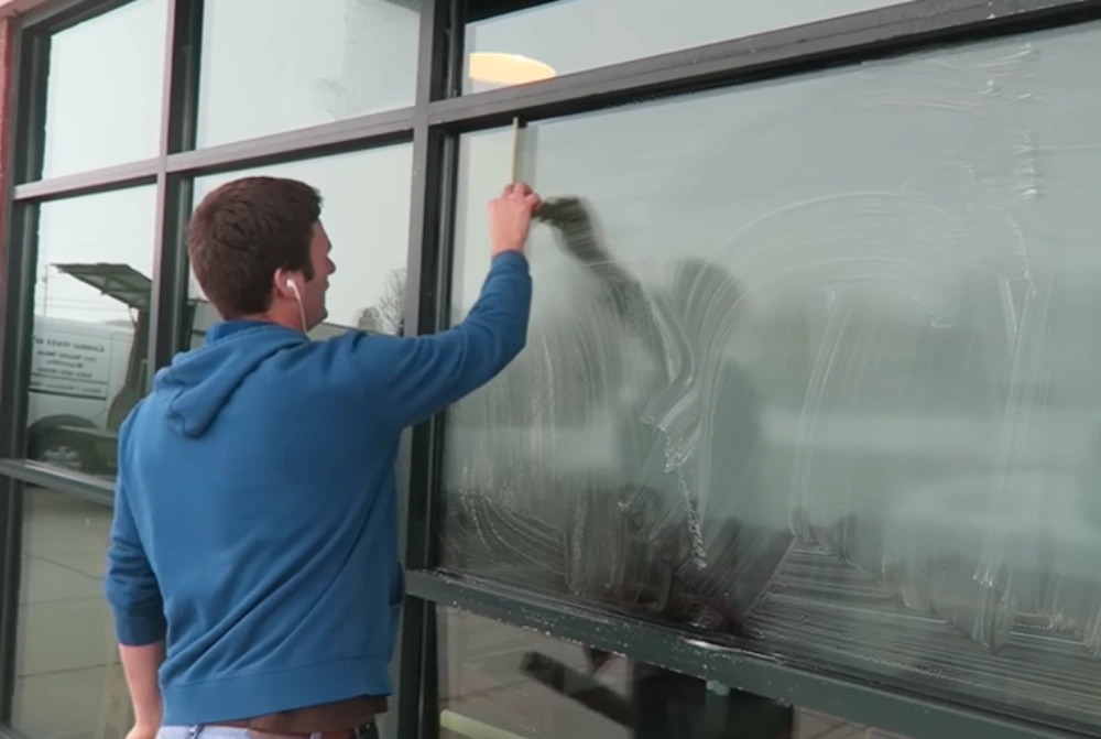 Cleaning commercial storefront glass