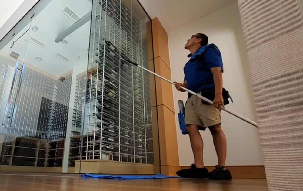 Window cleaning Santa Cruz: cleaning glass wine cellar walls pole