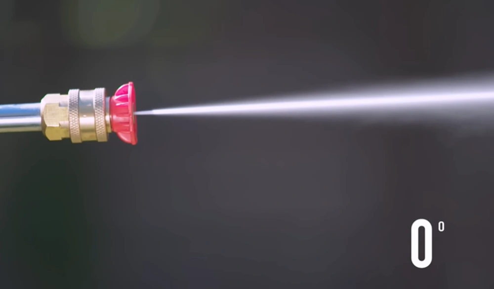 Pressure washer 0-degree nozzle spray